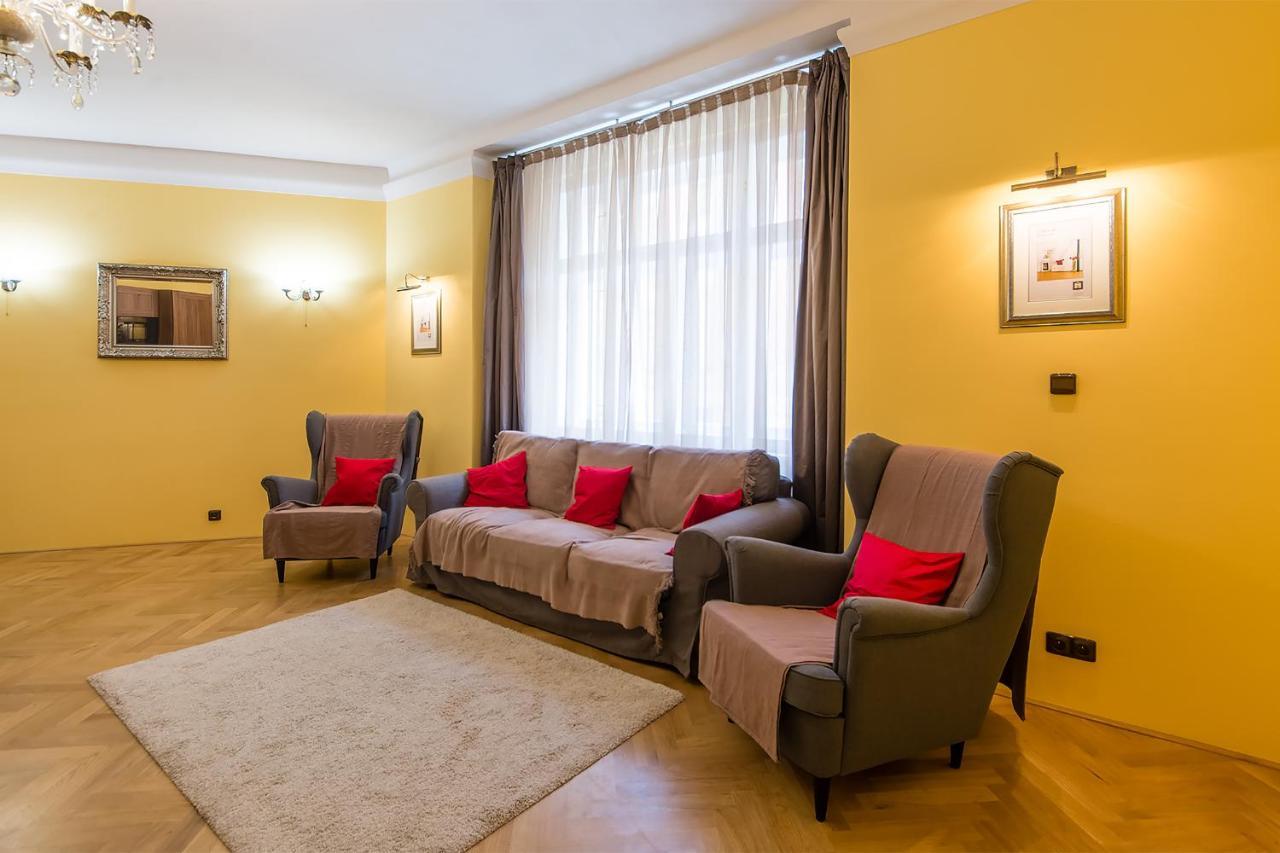 In Heart Of Prague - 2Br 2Ba Elegant Downtown Apt Praga Esterno foto