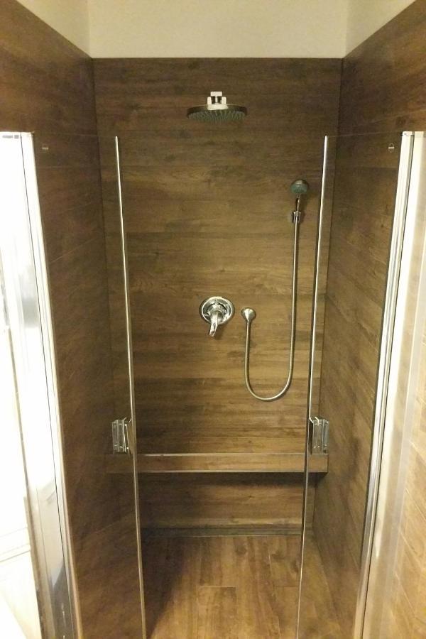 In Heart Of Prague - 2Br 2Ba Elegant Downtown Apt Praga Esterno foto