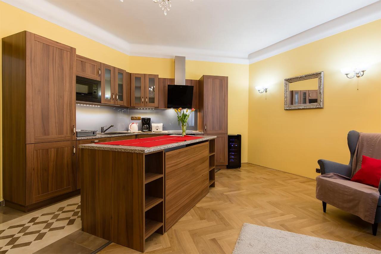 In Heart Of Prague - 2Br 2Ba Elegant Downtown Apt Praga Esterno foto